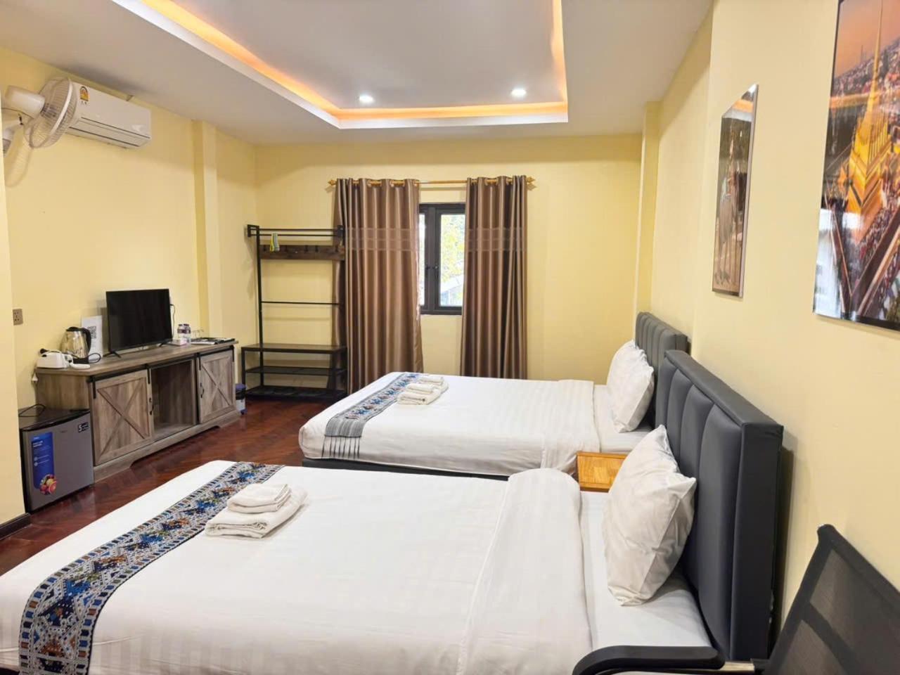 Yula Hotel Thatluang Vientiane Extérieur photo